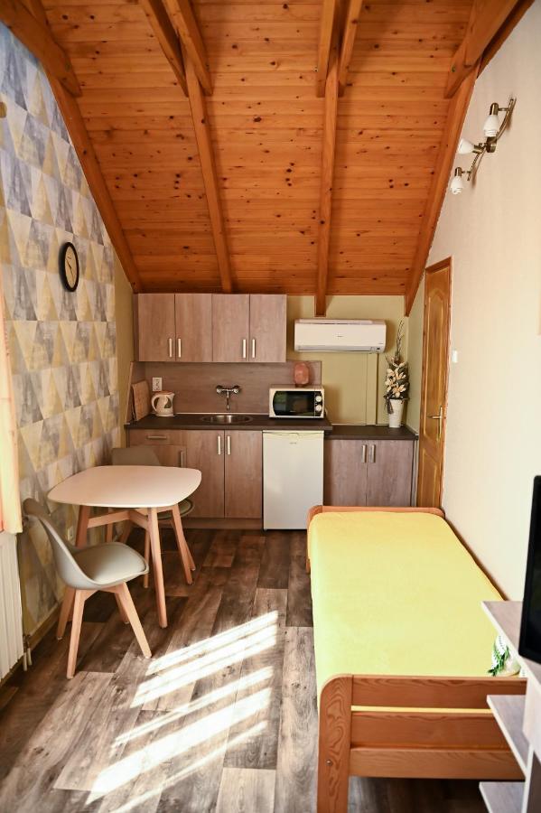 Angela Vendeghaz Hotel Tokaj Exterior photo